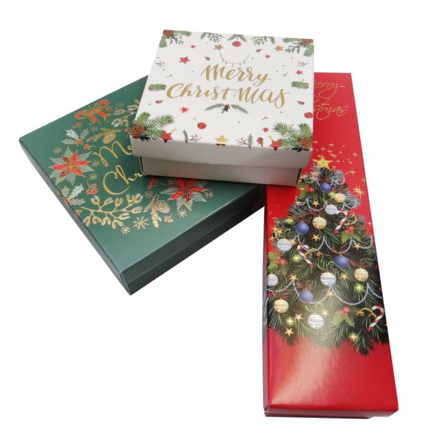 [XX400279] Set of Christmas gift boxes 3 sizes red, green, white 3 pcs